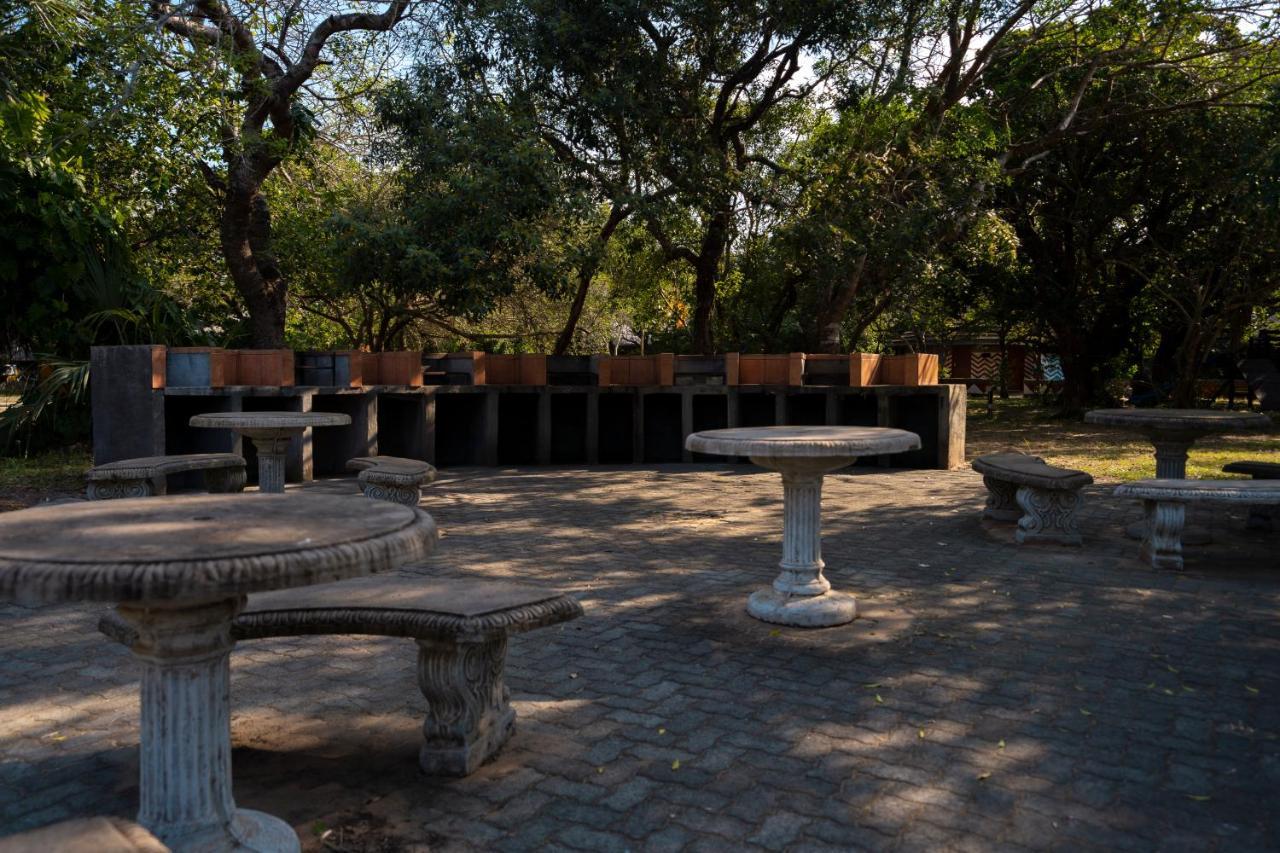 Gooderson Dumazulu Lodge Хлухлуве Экстерьер фото