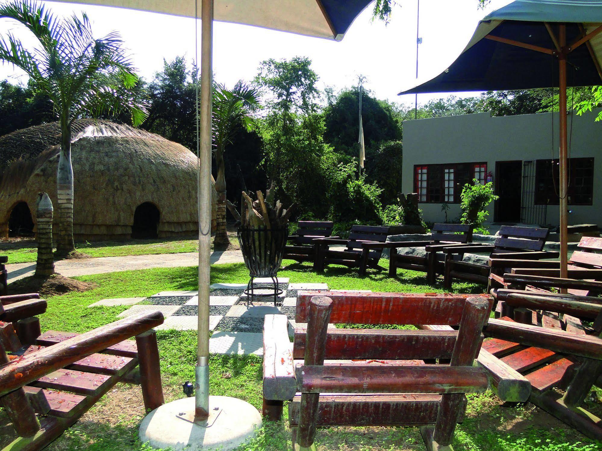 Gooderson Dumazulu Lodge Хлухлуве Экстерьер фото