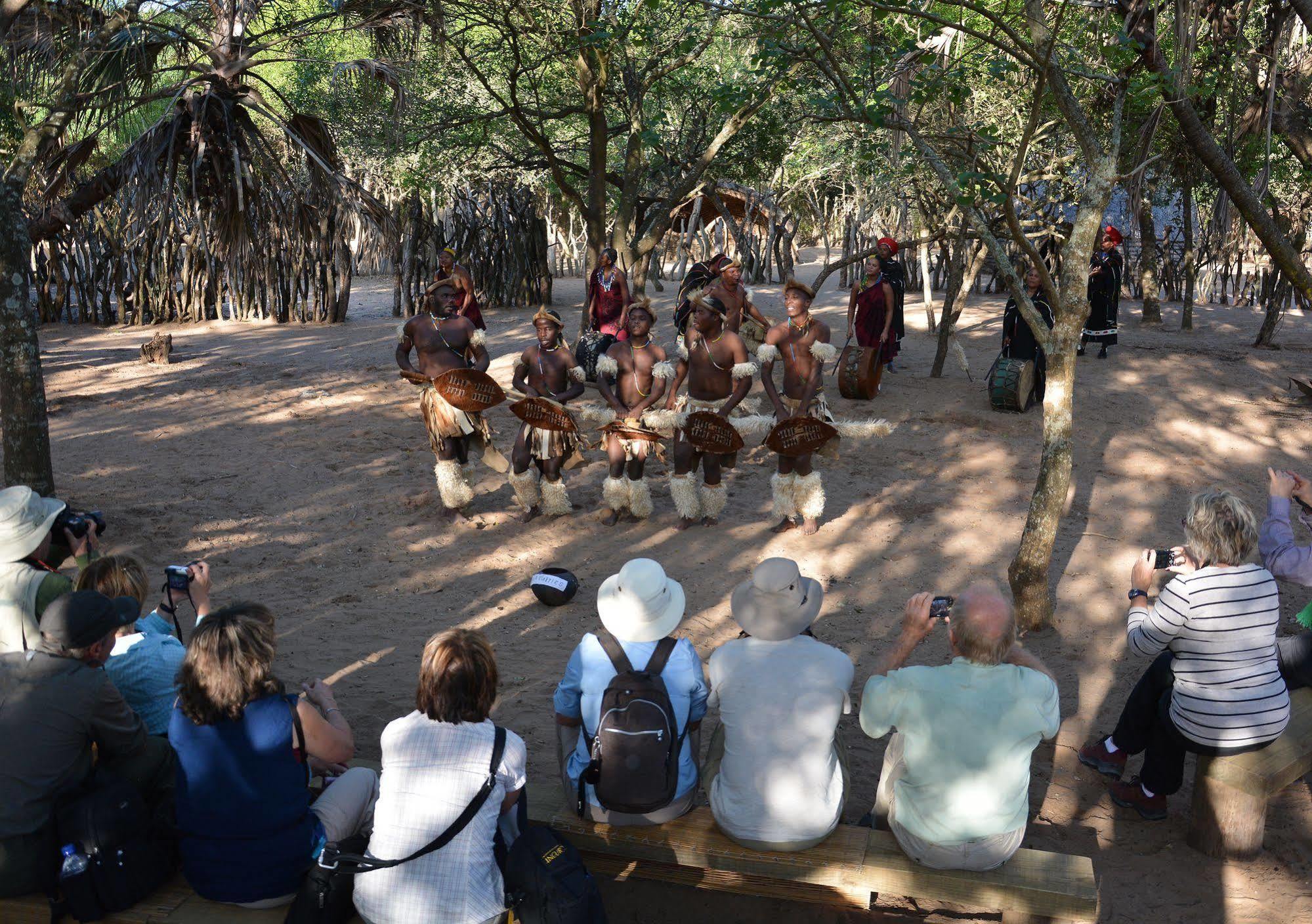 Gooderson Dumazulu Lodge Хлухлуве Экстерьер фото