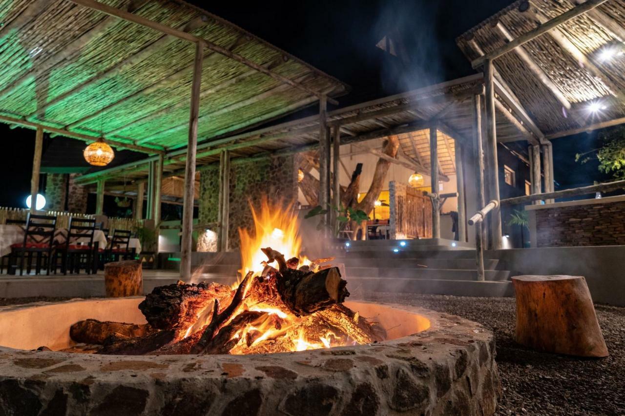 Gooderson Dumazulu Lodge Хлухлуве Экстерьер фото